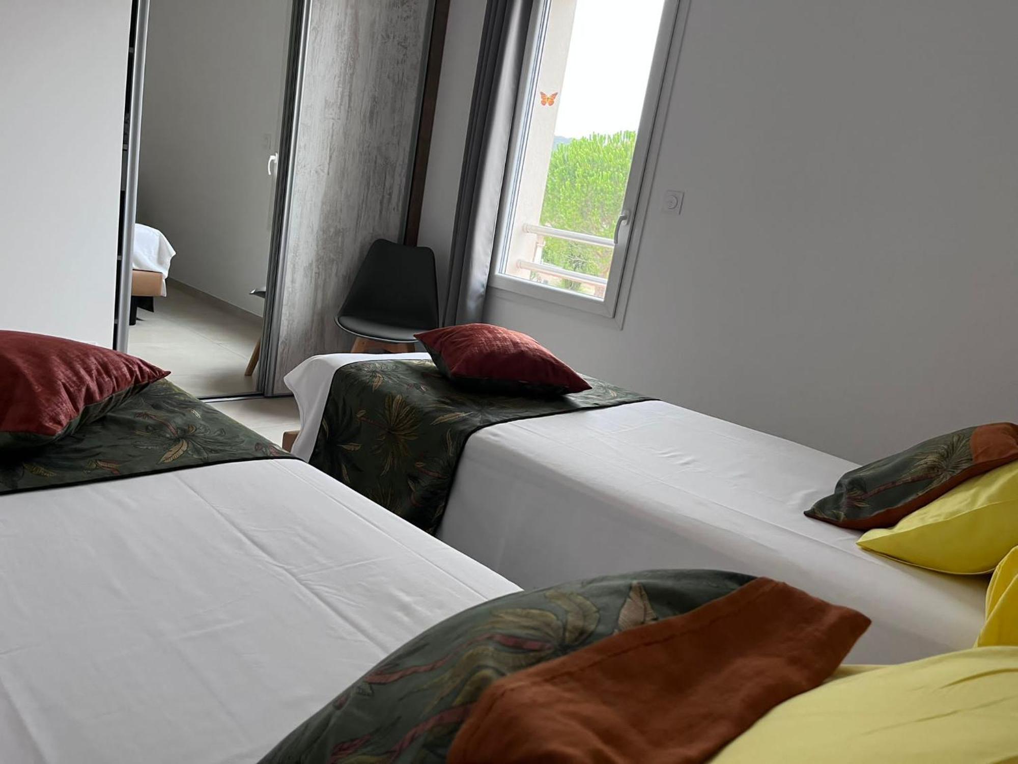 Val de Bruyères - Gîte 6 personnes 4étoiles Neffies Exterior foto